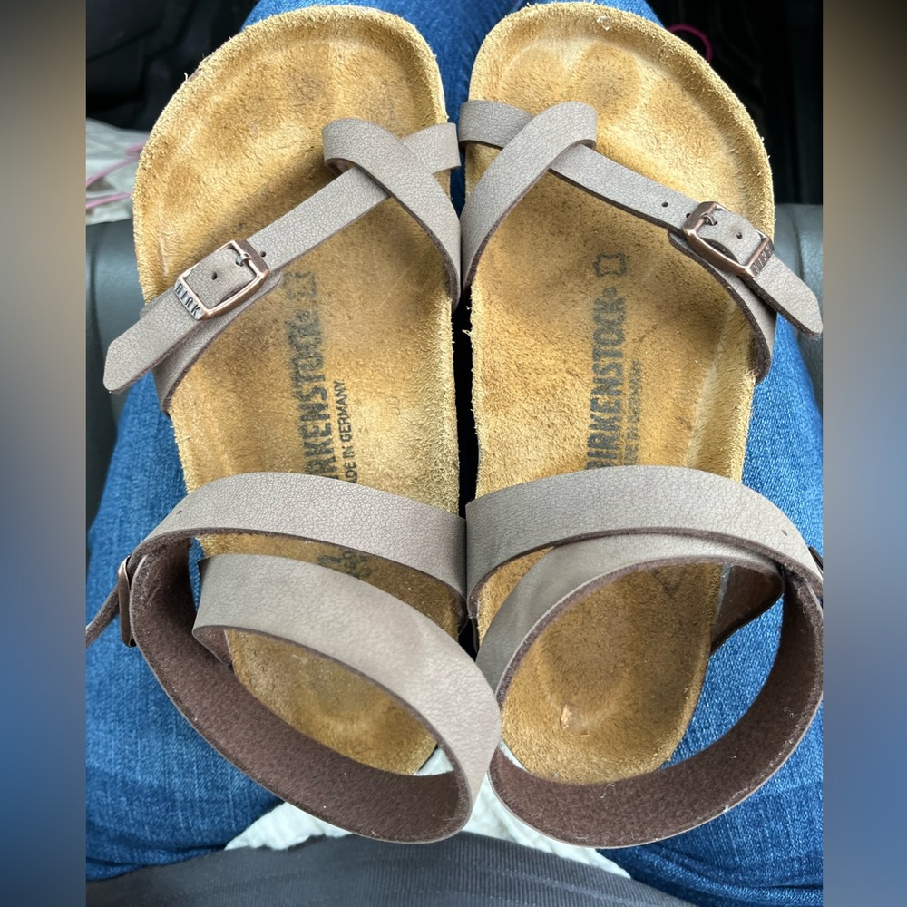 Yara Birkenstocks mocha size 37